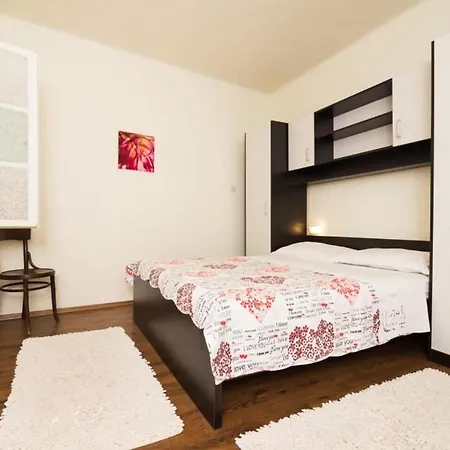 Nina & Kate - One Bedroom With Terrace And Sea View * Hodilje